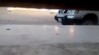 جاري محمد ابن ردحه العيال ساكن لحاله والعيال وأمهم مدشرين دندنها