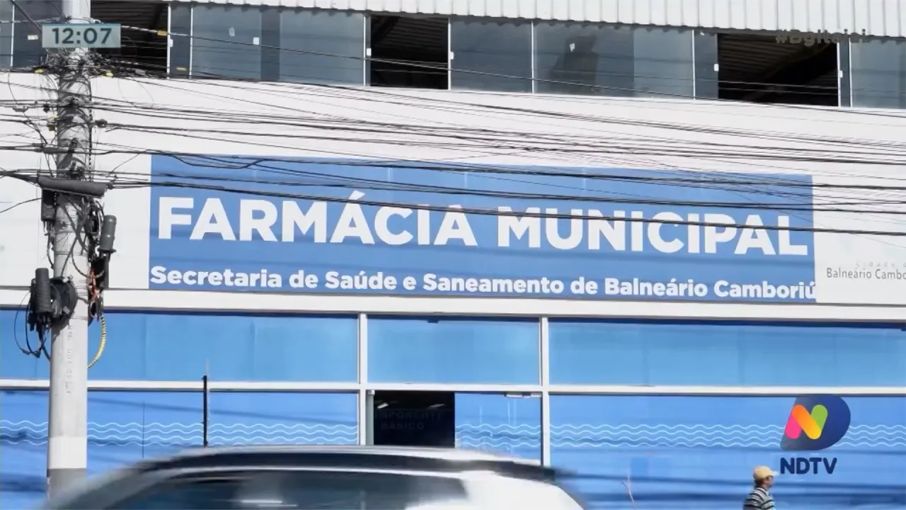 Moradores reclamam de falta de medicamentos na farmácia municipal em Balneário Camboriú