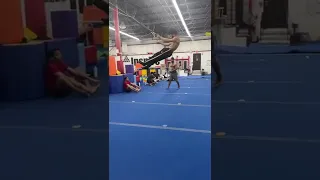 YouTube Shorts SHORT 