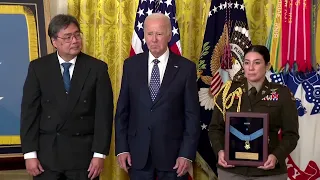 Biden honors Vietnam, Korea veterans with presidential medals | REUTERS