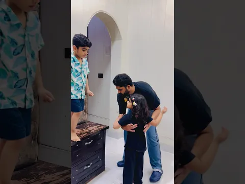Aali or ibbu kar kyq rahay hain #comedy #funny #trending #youtubeshorts #shorts