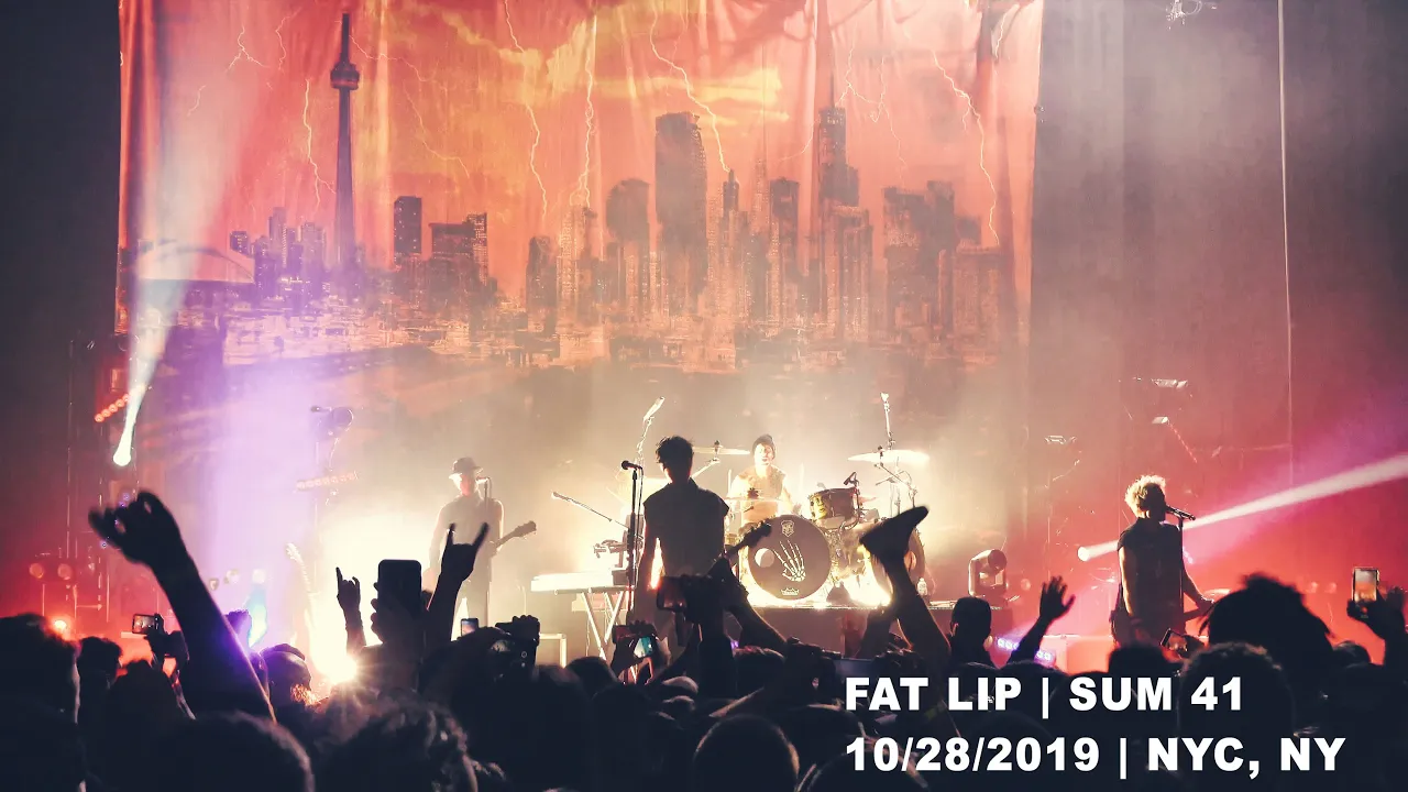 Fat Lip {4K + HiRES Audio) | Sum 41 | Hammerstein Ballroom | October 28th 2019 | New York City, NY