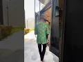 Download Lagu Jarang org melayu singapura tak sporting 😍..pakcik makcik mmg next level bila dengar lagu2 lama ni.