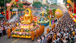 BIỂN NGƯỜI ĐỔ VỀ TP.HCM MỪNG ĐẠI LỄ PHẬT ĐẢN 🙏 | Hàng Vạn Người Diễu Hành Rực Sáng Khắp Thành Phố
