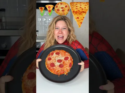 Small to Giant Spider Pizza😨