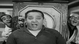 أغنية شوفت الحليوة ل ثلاثي أضواء المسرح من فيلم 30 يوم في السجن 