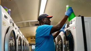 Georgia Tech students help nonprofit create mobile laundry bus
