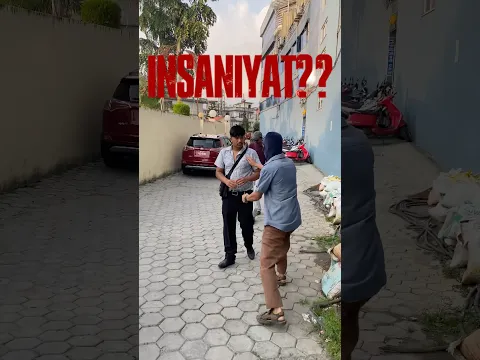 “Kisi ki madad karne ke liye bhi sochna pad raha hai 🥺” #insaniyat #emotional #waitforend #shorts