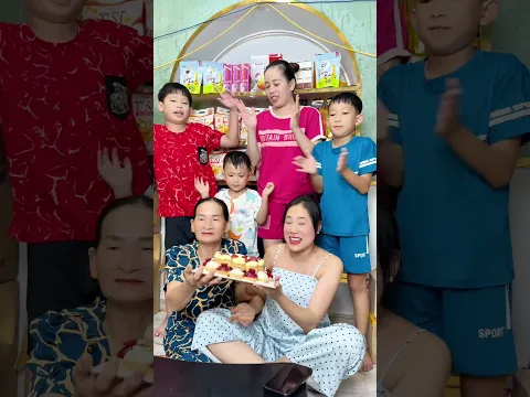 Mém rớt cái bánh 🤣