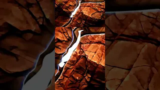 القصة المأساوية لـ جون جونز الرجل الذي علق في الكهف إلى الأبد قصص حقيقية الكهوف مغامرات  القصة المأساوية لـ جون جونز الرجل الذي علق في الكهف إلى الأبد قصص حقيقية الكهوف مغامرات