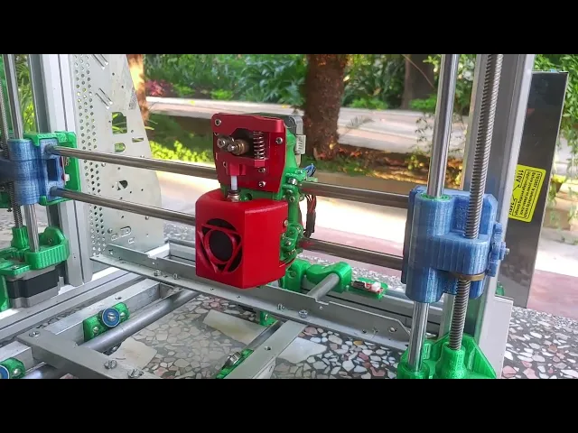 CUSTOM 3D PRINTER WITH BEARING SLIDES video thumbnail