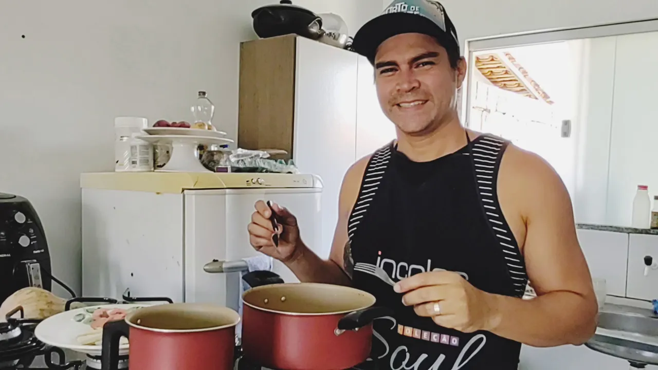 PIRARUCU  DE CASACA , ALMOÇO DE HOJE.. 