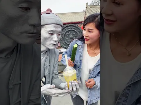 Happy Times with a Sculpture and a Beauty #Funny #cute #funny #respect #love