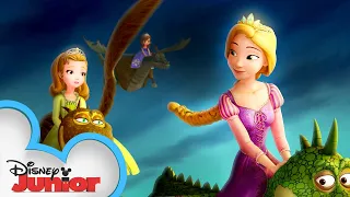 princess sofia the first meets disneys rapunzel from tangled sofia the first disneyjr