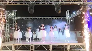 استعراض نشيد ألف أهلا وسهلا اداء الزهرات اطفال ومواهب  استعراض نشيد ألف أهلا وسهلا اداء الزهرات اطفال ومواهب