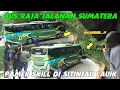 Download Lagu LUAR BIASA !!! Bus A.L.S Dari Medan Melintas Di Sitinjau Lauik, Sang Sopir Pamer Skill Di Tanjakan