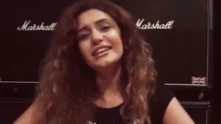            عندما أنظر لعينيك   مترجمة دندنها