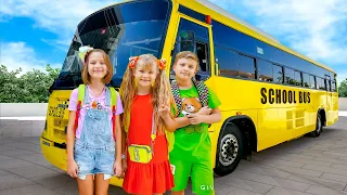 Download Diana dan Roma mengajarkan aturan bus sekolah dengan teman-teman MP3