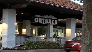 Outback Steakhouse server fired after complaining about tip on social media