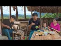 Download Lagu Ly Tieu Dua cooked rice and invited Khanh to eat with her to show gratitude.