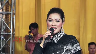 Download Rika Rafika Ruzjak CUka MP3