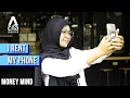 Lagu Why Gen Z Indonesians Are Renting Premium Smartphones Instead Of Buying Them | Money Mind