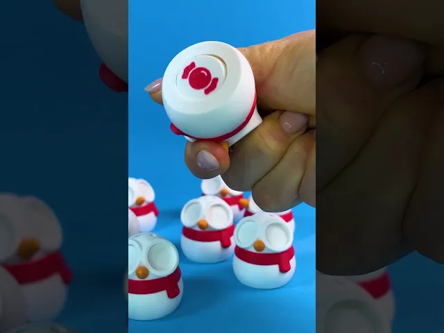 Kawa-Eyes! Snowman (Keychain & Fidget) video thumbnail