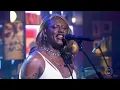 [HD] Liniker – Tudo (Ao Vivo no Conversa com Bial)