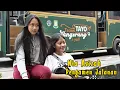 Nia Azizah - Pengamen Jalanan | Versi Akustik (Official Lyric Video)