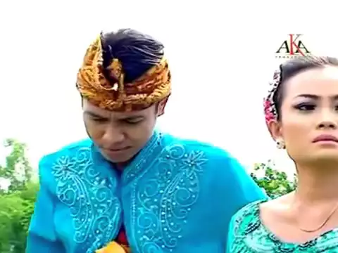 Download MP3 Lagu Sasak Lombok Lalo Nambang Amaq Olla  ltn3SVfRrlQ www mp3tunes tk