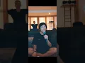 Taka of One Ok Rock Covers Pretender by Official Hige Dandism
