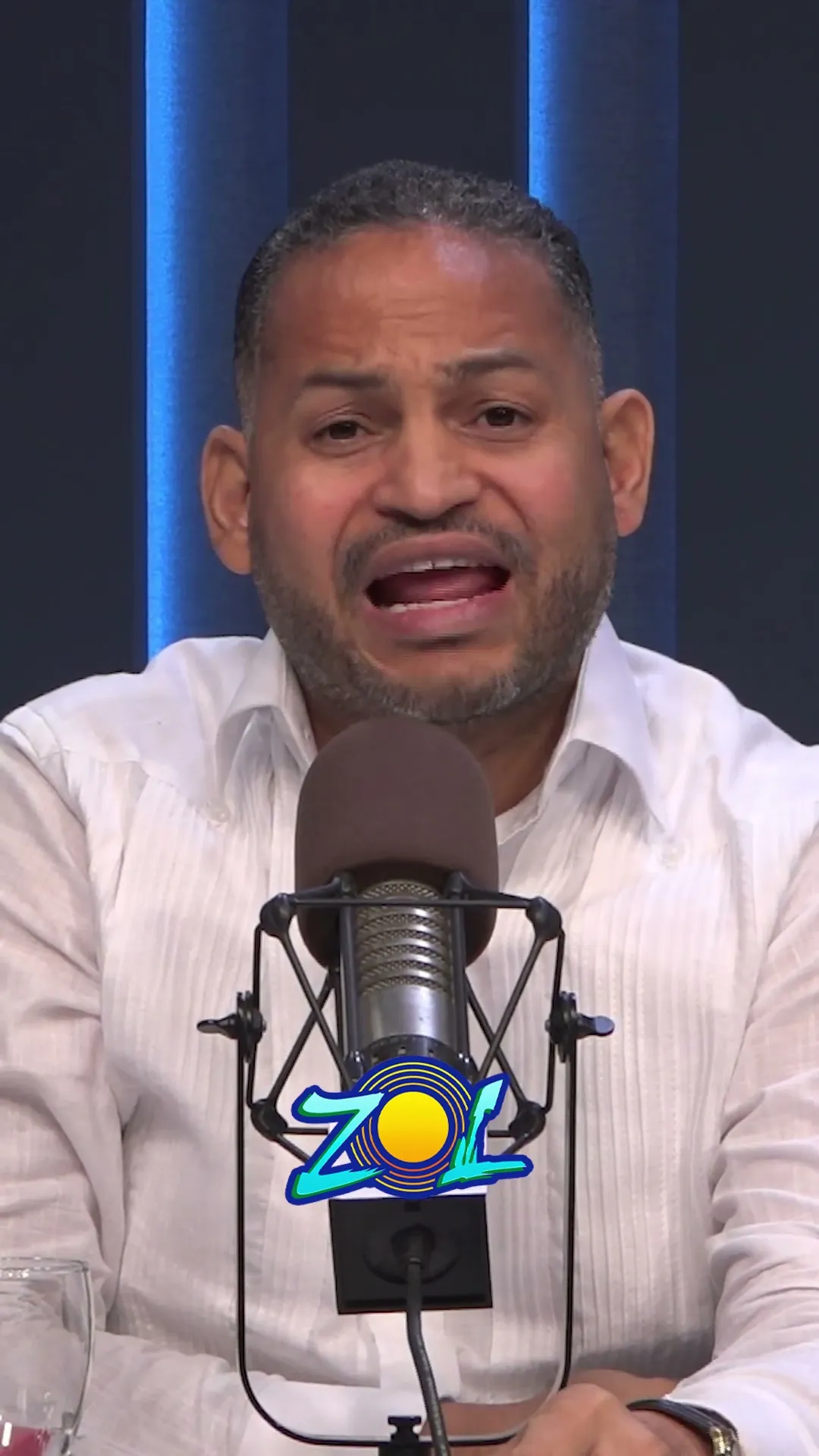 EL DEFICIT AGRAVA LA ECONOMIA