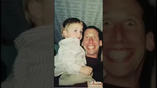 حاصل على صانع محتوى رأيج16 اجمل مقاطع ذكريات الطفوله تجميع صور ايام الطفوله والشباب 