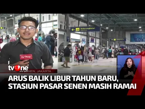 Calon Penumpang Mudik Masih Padat di Stasiun Senen