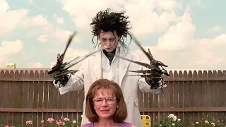 إيده عبارة عن مقصات والناس بتكرهه وبتخاف منه Edward Scissorhands 