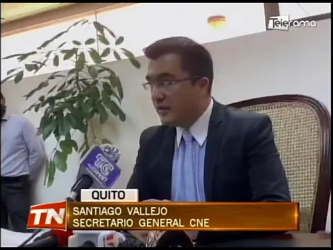 Más organizaciones y partidos llegan al CNE para inscribirse