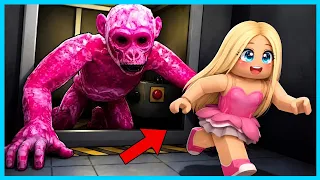 Korkunç Bir Maymunla Birlikte Bir Depoda Mahsur Kaldık! 😂 ROBLOX