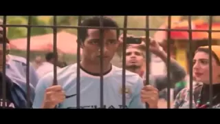 انا بتقطع من جوايا وانسيت طعم لفرحه دندنها