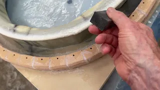 25 September 2022. The final pieces are now in place. This holds the gasket with no glue. Important!