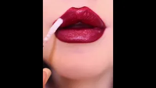 روج احمر ينسب جميع انواع البشرة   دندنها