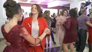 ВЖЕ ВЕЧІР ВЕЧОРІЄ ВЕСІЛЬНА ПІСНЯ ГУРТ РОСА 