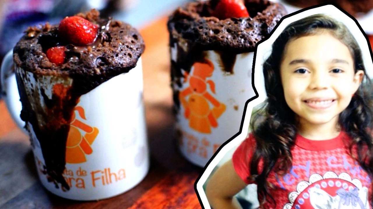 BOLO DE CANECA DE CHOCOLATE RECEITA DE PAI PRA FILHA