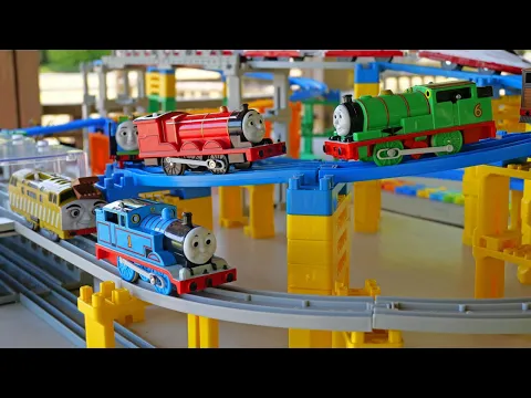 Download MP3 Thomas the Tank Engine & JR Shinkansen ☆Long Tunnel and Underpass Course♪