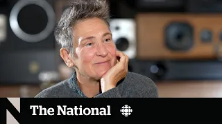 k d lang knows she s not an ordinary music star