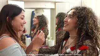 hot lesbian kissing 8