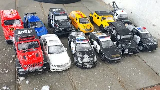 Машинки a lot of CARS много штук в снегу ArseniiBoy 雪の中で救急車とパトカーが見つかりました!
