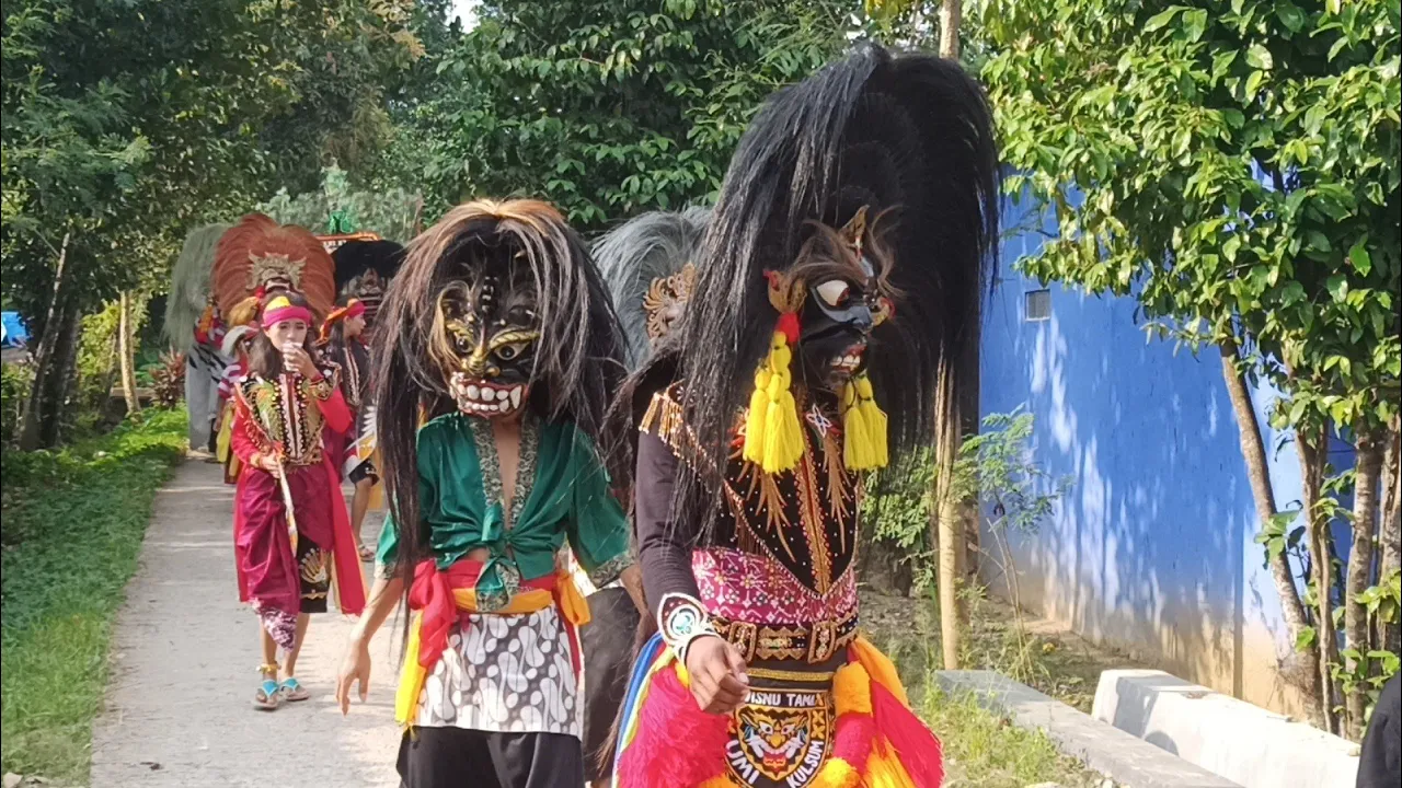 ⛔Gendruwon Galak Kejar Provokator ~Barongan Sekar Gading Seto || Arak arakan Nglengkir ~ Bogorejo