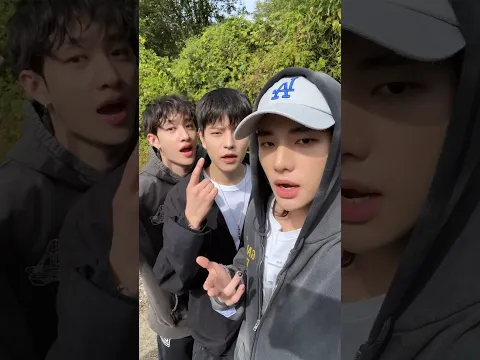 SKZ Come Play