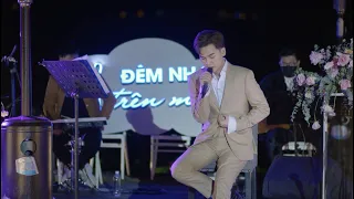Thoát vai người yêu