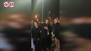 الشيخ محمود الشحات انور يقدم واجب العزاء في والدة زوجة محمد رمضان 